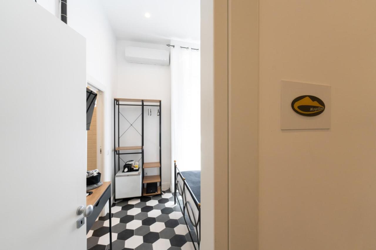 Al 4 Piano Bed & Breakfast เนเปิลส์ ภายนอก รูปภาพ