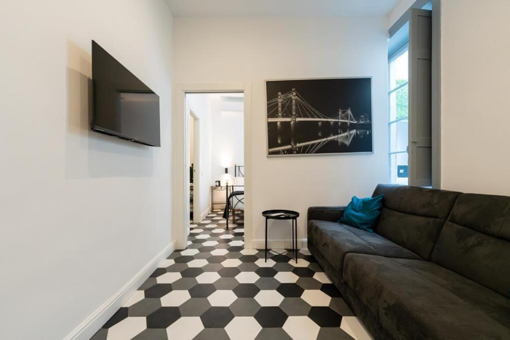 Al 4 Piano Bed & Breakfast เนเปิลส์ ภายนอก รูปภาพ