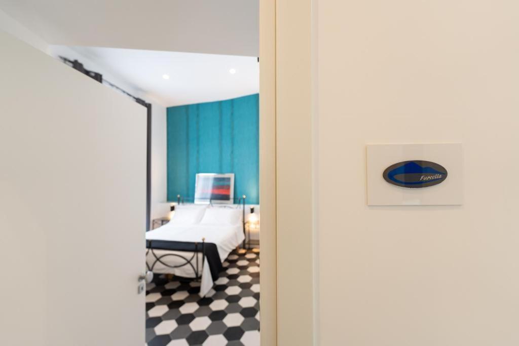 Al 4 Piano Bed & Breakfast เนเปิลส์ ภายนอก รูปภาพ